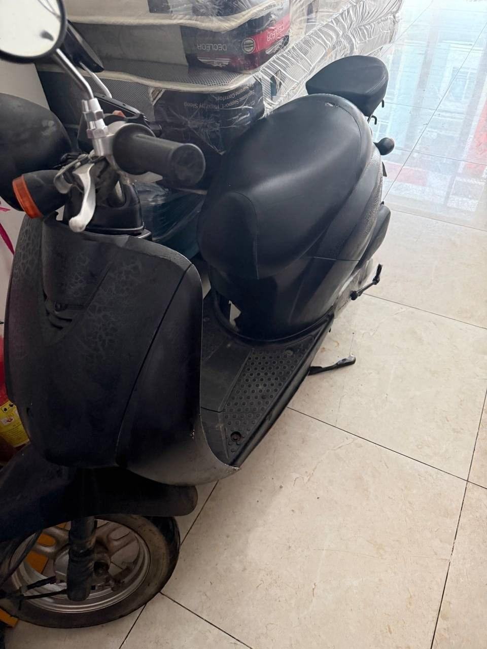 出售物品:本田,有牌,没有ID卡 价 格:190 商品类别:#汽车摩托 位 置:#金边 联系方式…