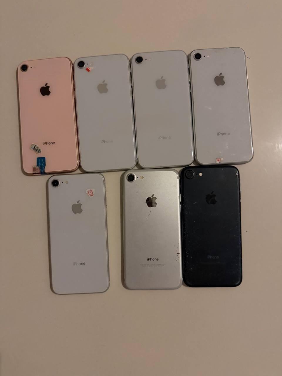 出售物品:苹果8 + 苹果7 价 格:2…