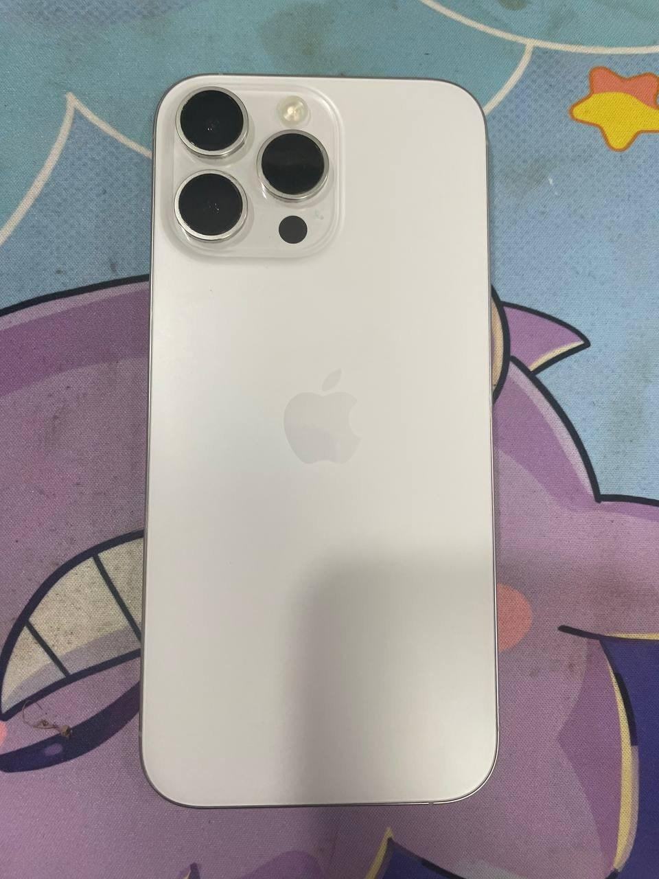 出售物品:iPhone 16 Pro Max 512G 白色 国行双卡…