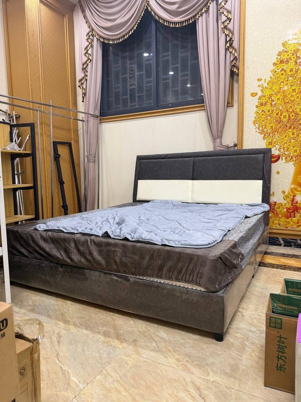 出售物品:1.8米×2米大床席梦思 价 …