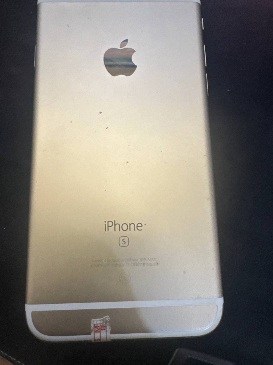 出售物品:苹果6s=4 价 格:给钱就拿走 商品类别:手机 位 置:#西港 联系方式:@COW8…