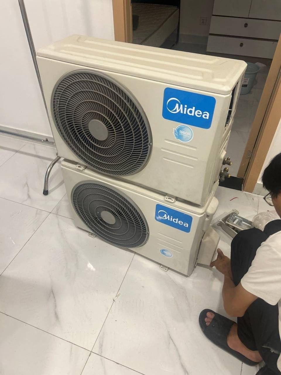 出售物品:美的空调 价 格:180 商品类别:#手机数码 位 置:#金边 河内路 联系方式:@M…