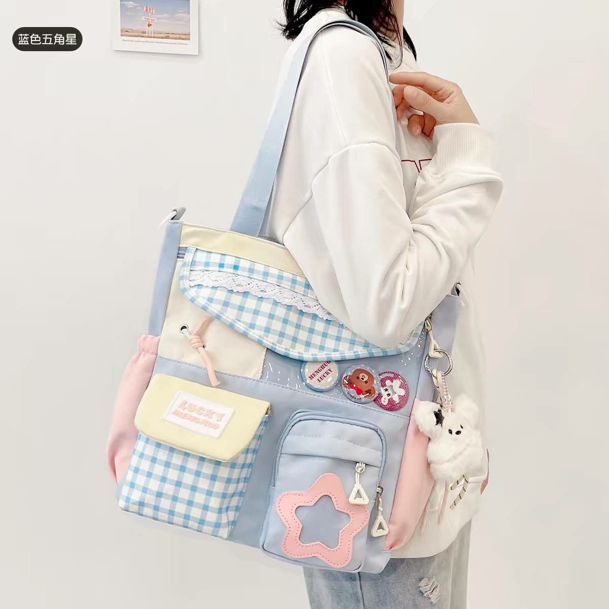 出售物品:1米2个子小女孩用的一套衣服裤子+一个书包 价 格:30USD 商品类别:#衣服包包 …