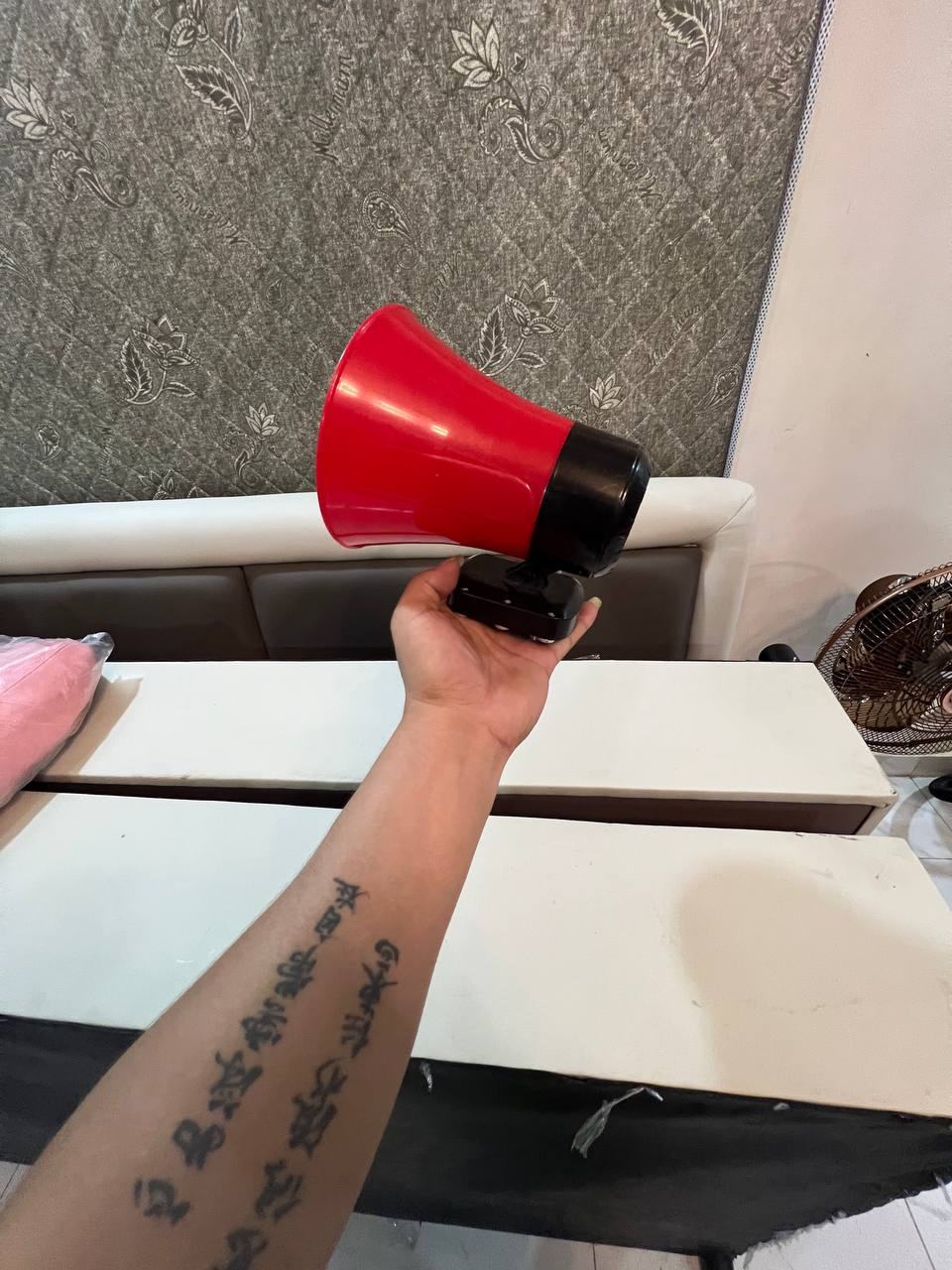 出售物品：户外卖货喇叭（新款） 价 格：15$/台 商品类别：#电器 位 置：#金边 3号路 联…