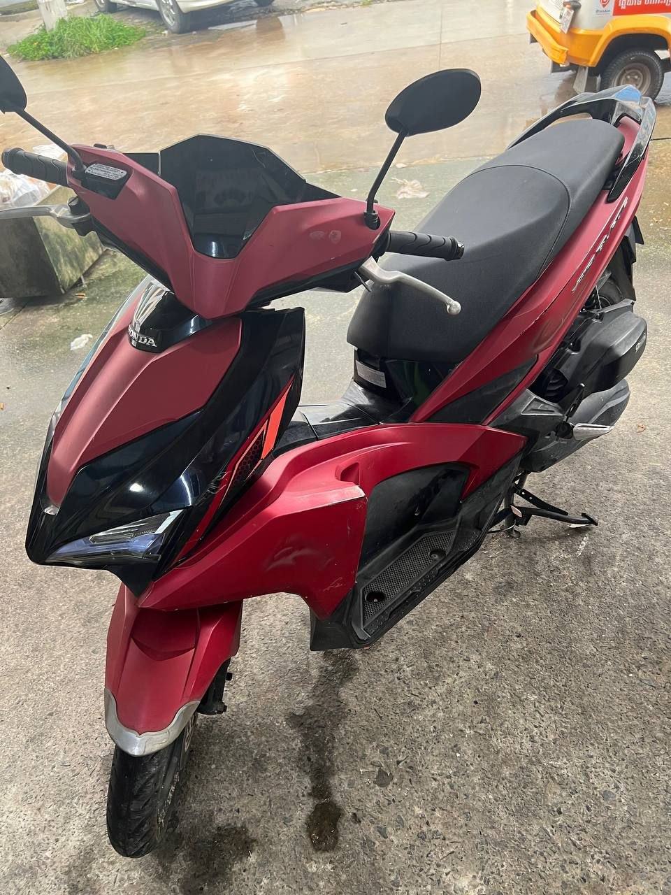 出售物品：本田摩托车 价 格：360 商品类别：本田125动力十足有牌子没有卡片 位 置：#星际…