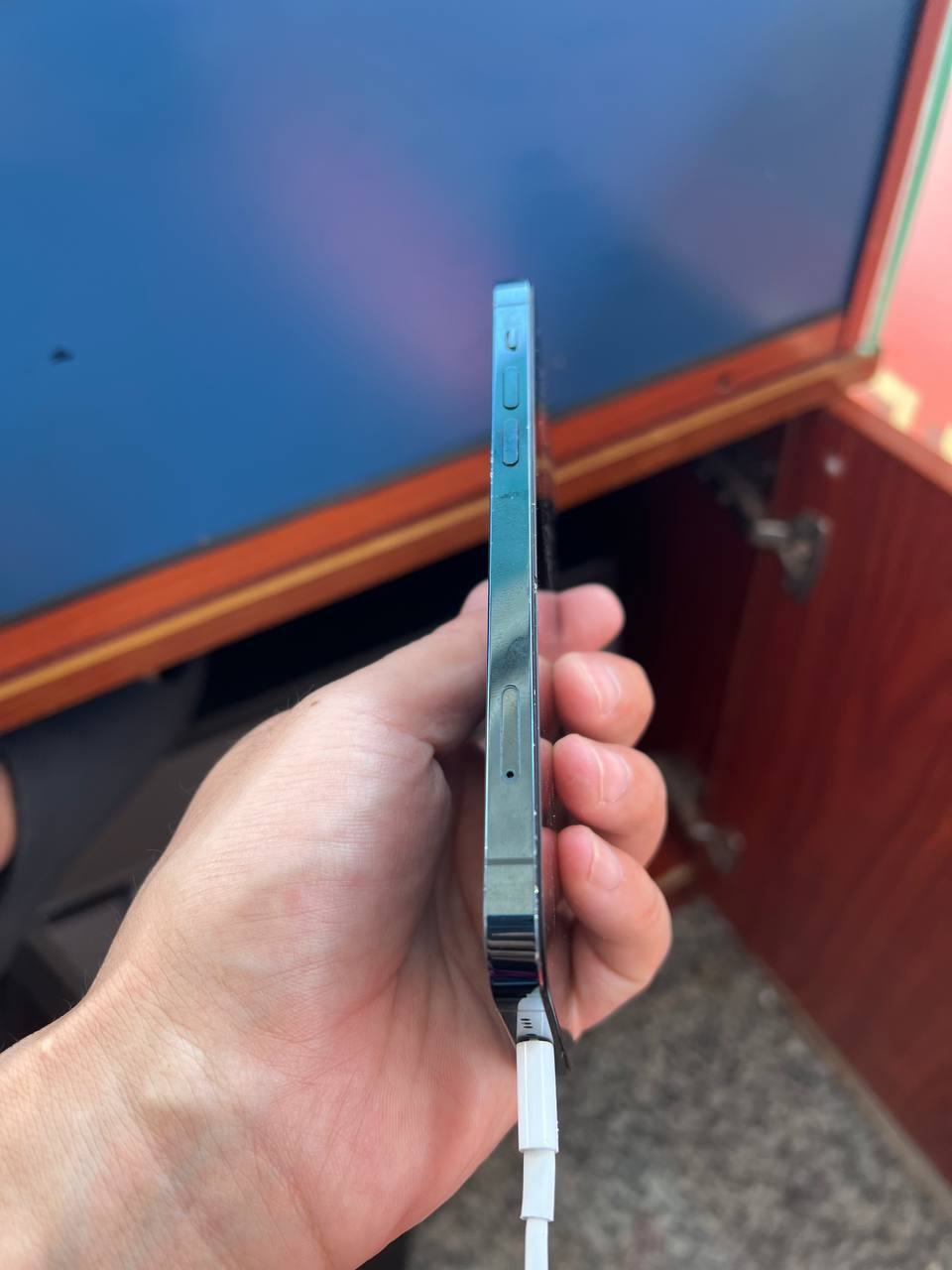 出售物品:12pro 价 格:120 商品类别:#手机数码 位 置:#西港 华泽对面鑫汇寄卖行 …