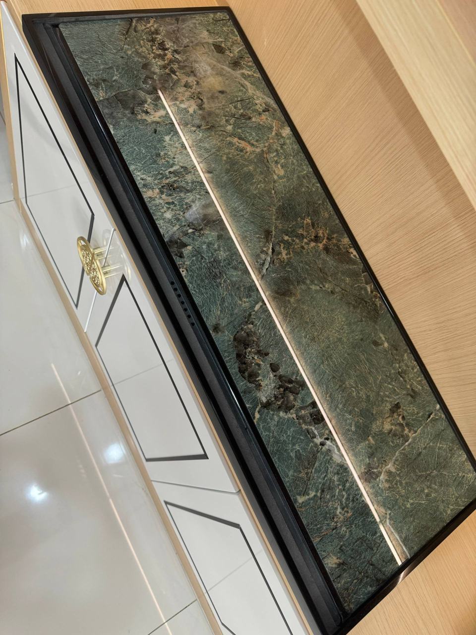 出售物品:轻奢高档茶盘 价 格:私聊详谈 商品类别:#其他 位 置:#金边 金边 联系方式:@s…