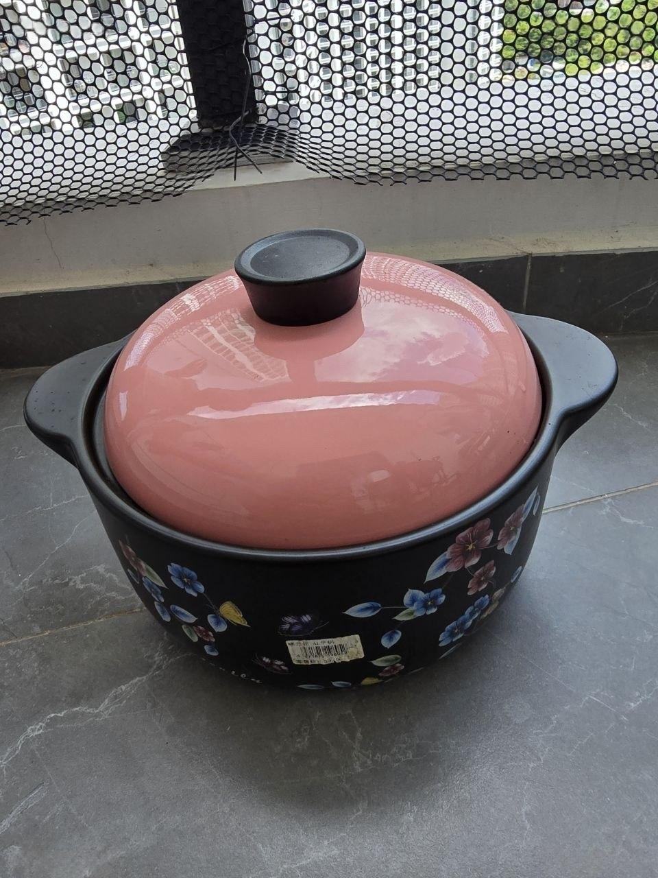 出售物品:蝶恋花4L砂锅 价 格:10块…