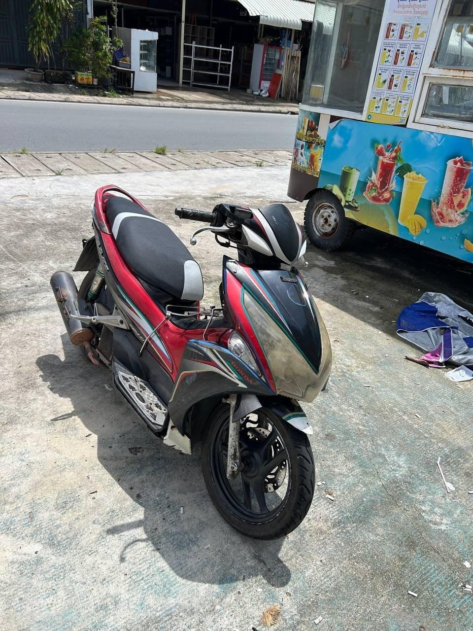 出售物品:本田摩托车 价 格:168 商…