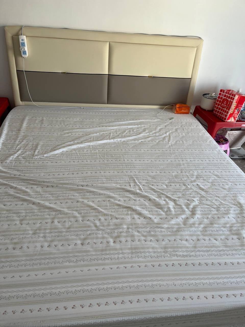 出售物品：整套床和床垫‍‌‌​​‌‌​​‌​​​​‌‌‌​‌‌‌‌​‌​​‌‍ 价 格：30 U…