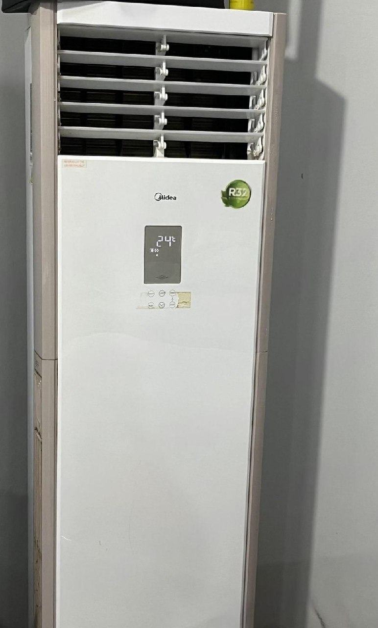 出售物品：美的2.5匹柜机 价 格：300 商品类别：#家具家电 位 置：#西港 联系方式：@S…