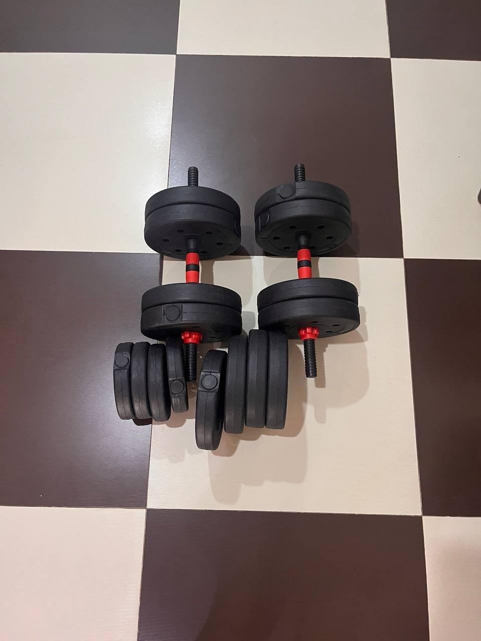 出售物品:哑铃一对 价 格:30 USD…