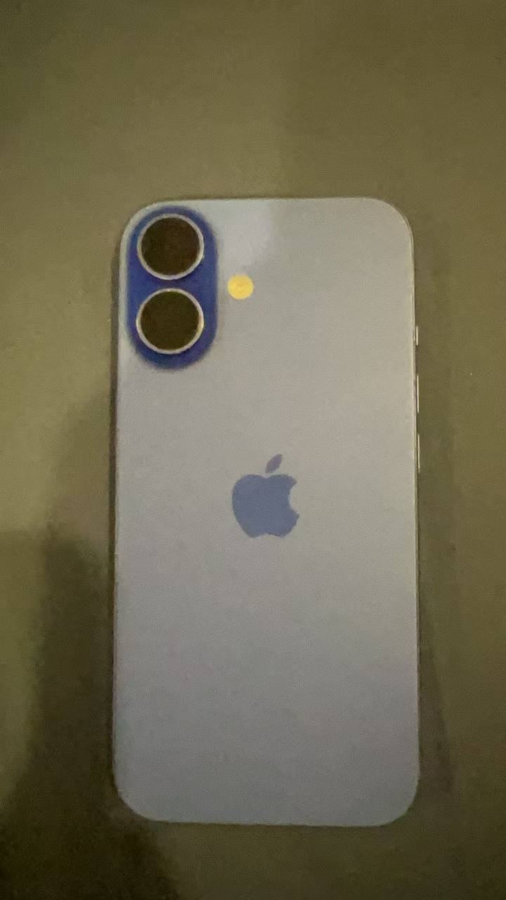 出售物品:iPhone16 价 格:400 位 置:#西港 联系方式:@gx88686 交易方式…