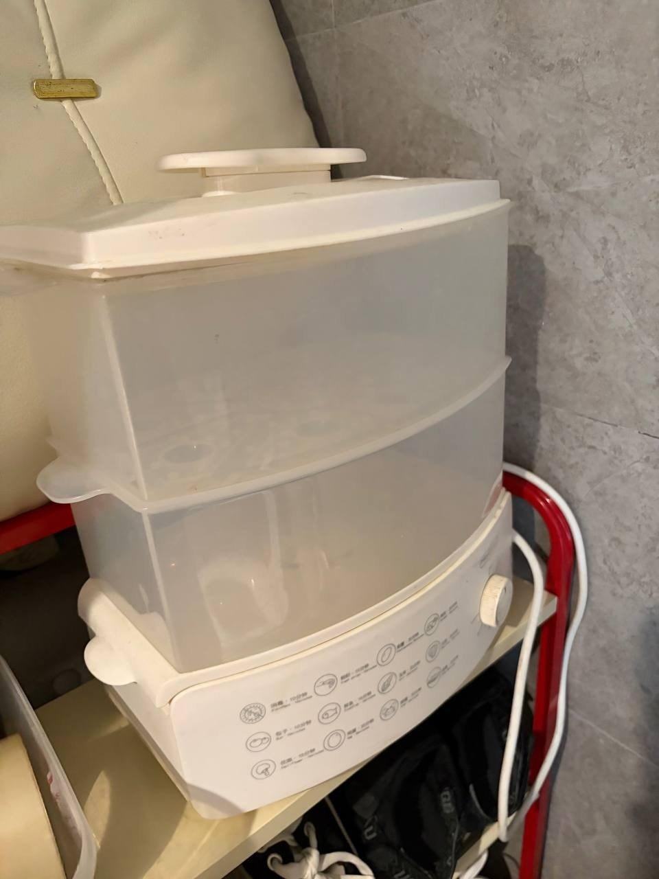 出售物品:电蒸锅 价 格:5 USD 商…