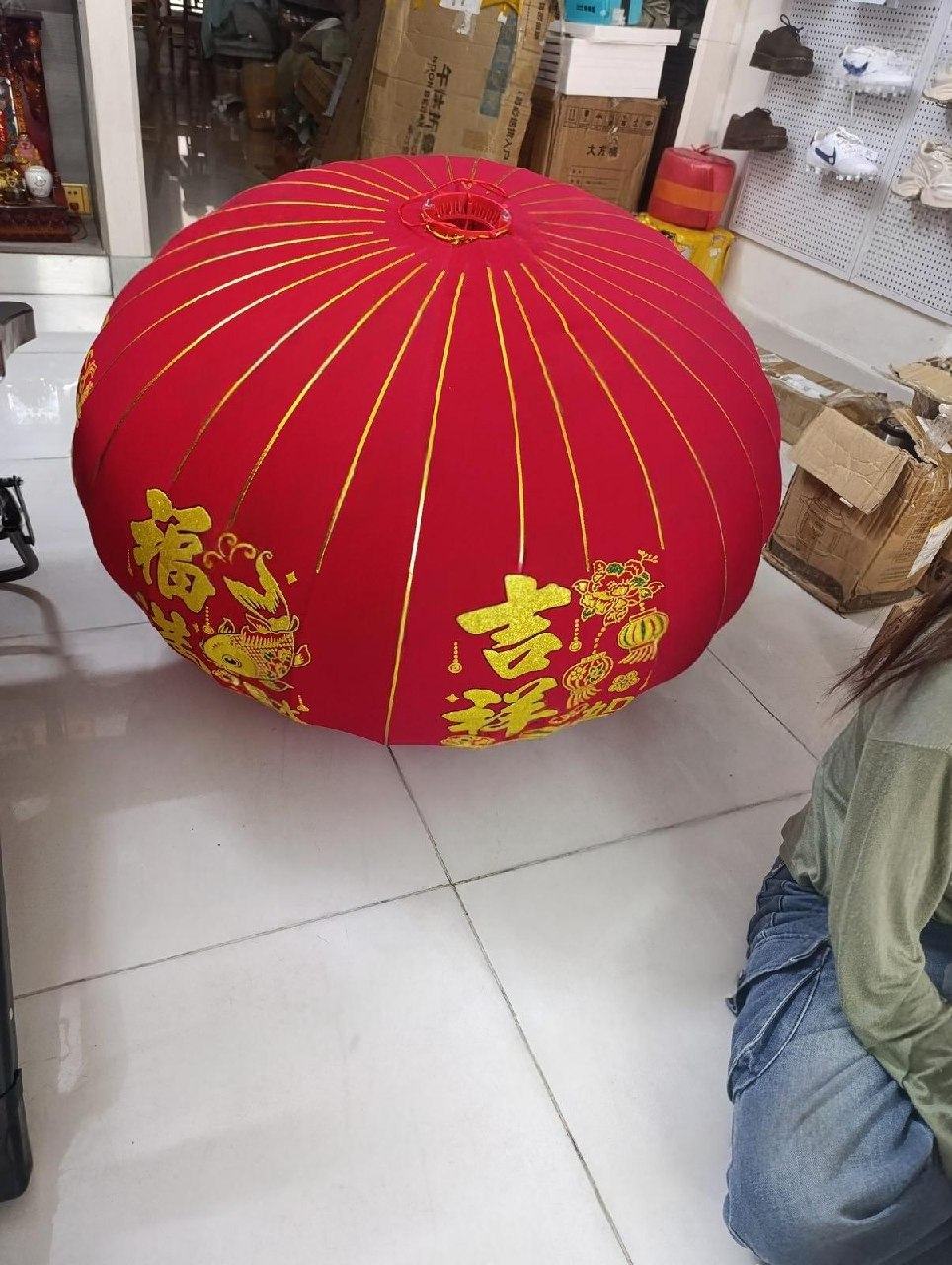 出售物品:全新灯笼 价 格:20.5 USD 商品类别:#其他 位 置:#金边 金边市区 联系方…