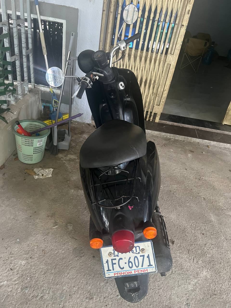 出售物品:摩托车 价 格:188 商品类别:#汽车摩托 位 置:#西港 帝豪 联系方式:@aij…