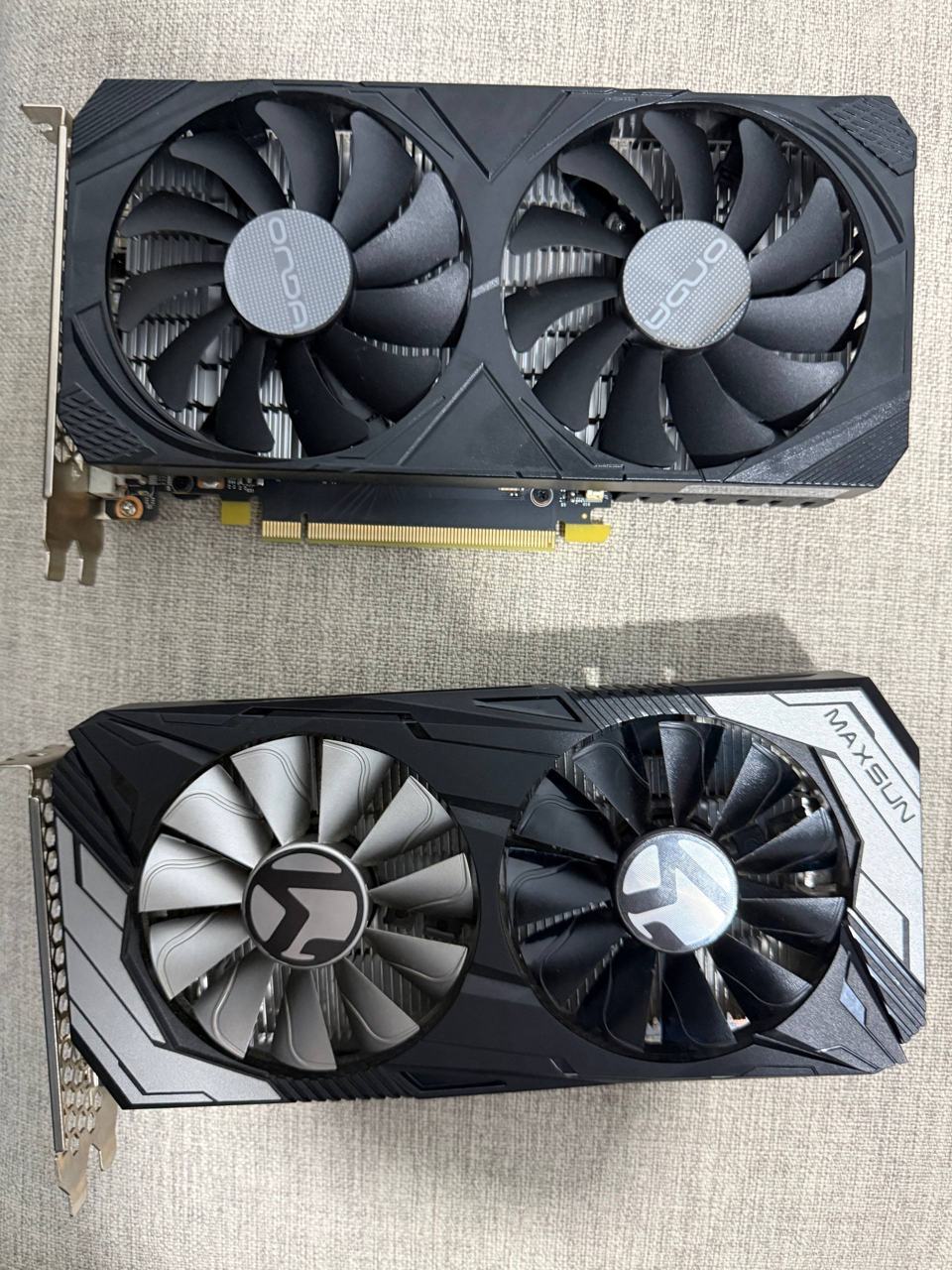 出售物品:两张显卡 价 格:150$ 位 置:#凯旋国际 联系方式:@kay10248 交易方式…