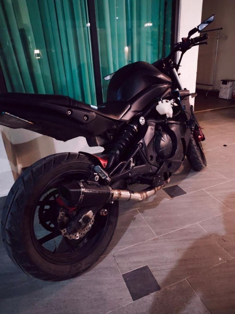 出售物品:川崎z400 价 格:600 …