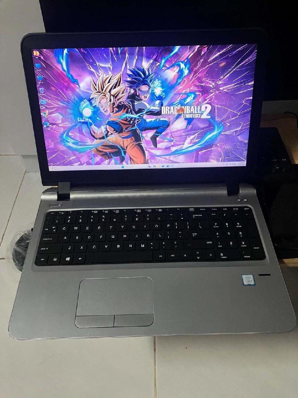 出售物品:惠普笔记本电脑 价 格:180 USD 商品类别:#电脑办公 位 置:#金边 金街桥牌…