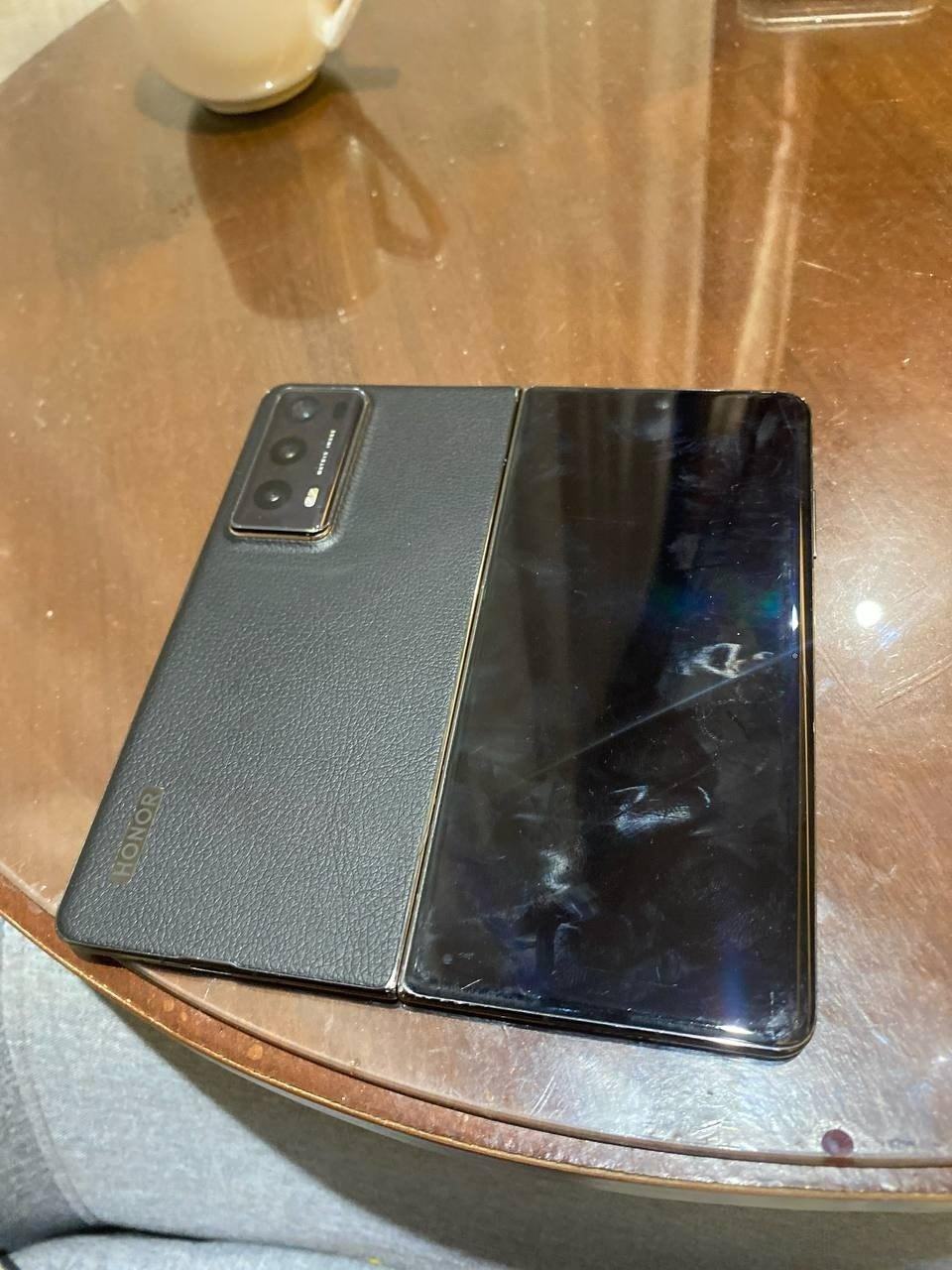 出售物品:荣耀Magicos V2 价 …
