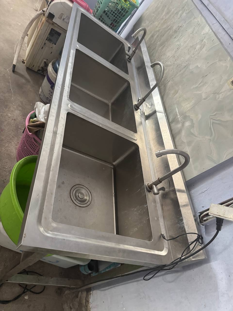 出售物品:不锈钢3口洗碗池 价 格:100u 商品类别:生活用品 位 置:#西港 联系方式:@C…
